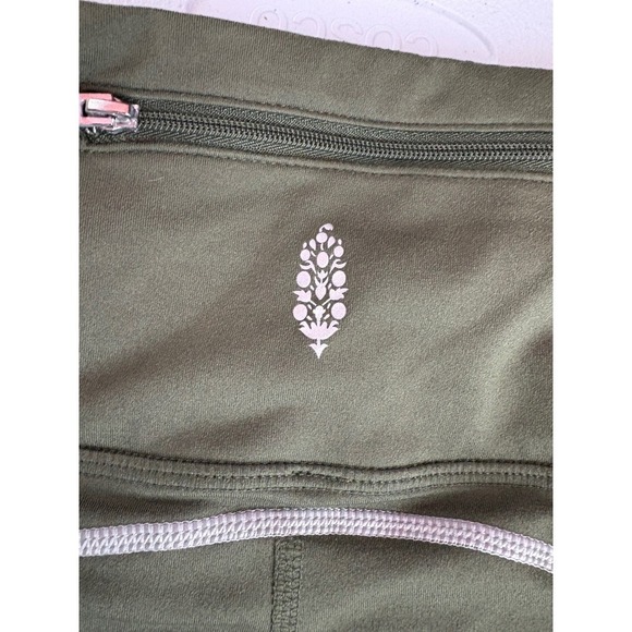 FP Movement Leggings Olive Green White You're a Peach - Picture 3 of 6